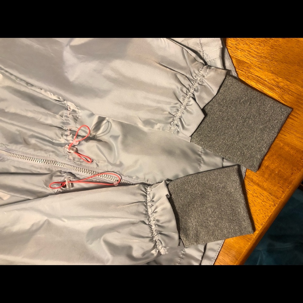 Active Jacket - Picture 6 of 7